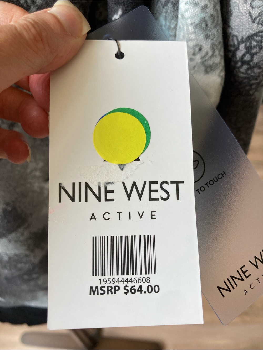 Nine West active paisley print pattern crewneck top zip pocket on sleeve 3X - Picture 11 of 17